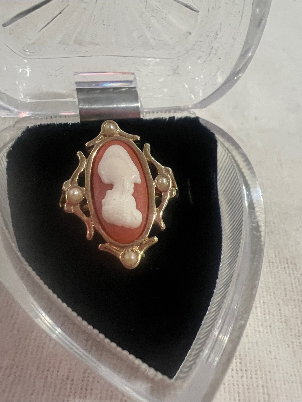 B#66- AvonVintage-Inspired Coral Cameo Ring with Gold Accents